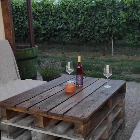 Chalet Karavan Mezi Vinohrady