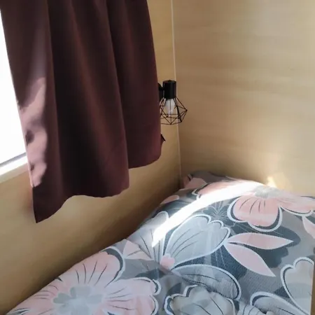 Karavan Mezi Vinohrady Dolní Bojanovice